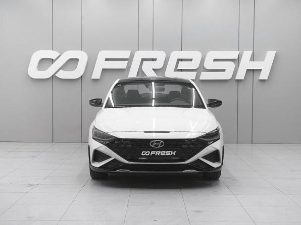 Hyundai Lafesta I Рестайлинг с пробегом 2025 года, цена 2 890 000 рублей, 79 км, седан, Автокод Объявления