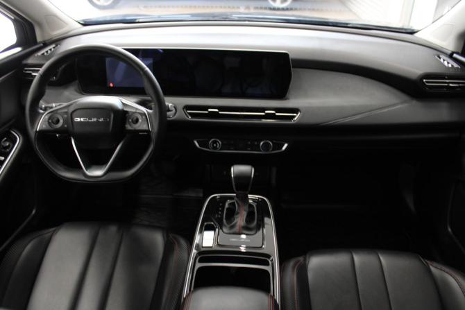 BAIC U5 Plus с пробегом 2023 года, цена 1 468 000 рублей, 18000 км, седан, Автокод Объявления