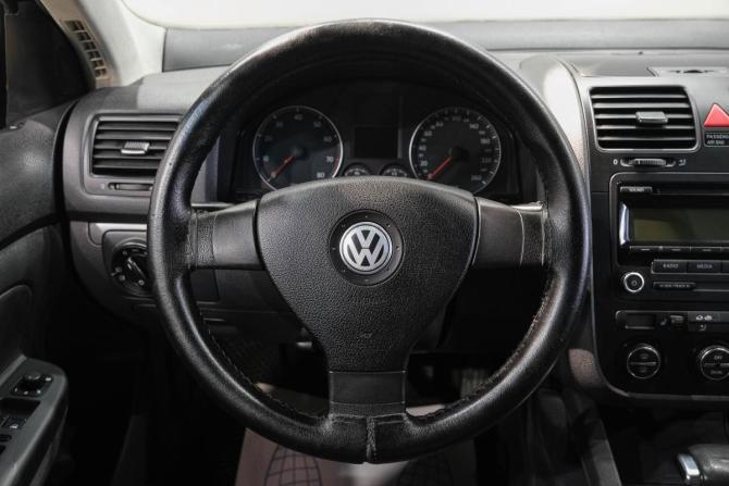 Volkswagen Jetta V с пробегом 2009 года, цена 739 000 рублей, 215000 км, седан, Автокод Объявления