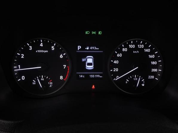 Hyundai Solaris II с пробегом 2018 года, цена 1 349 000 рублей, 155199 км, седан, Автокод Объявления