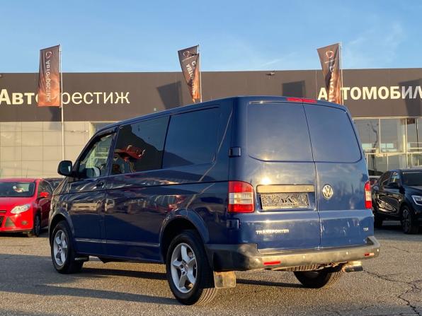 Volkswagen Transporter T5 Рестайлинг с пробегом 2012 года, цена 1 179 000 рублей, 416342 км, минивэн, Автокод Объявления