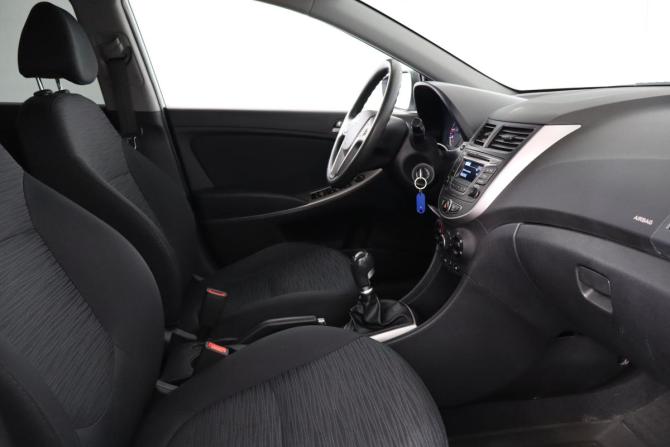 Hyundai Solaris I Рестайлинг с пробегом 2015 года, цена 709 000 рублей, 128000 км, седан, Автокод Объявления