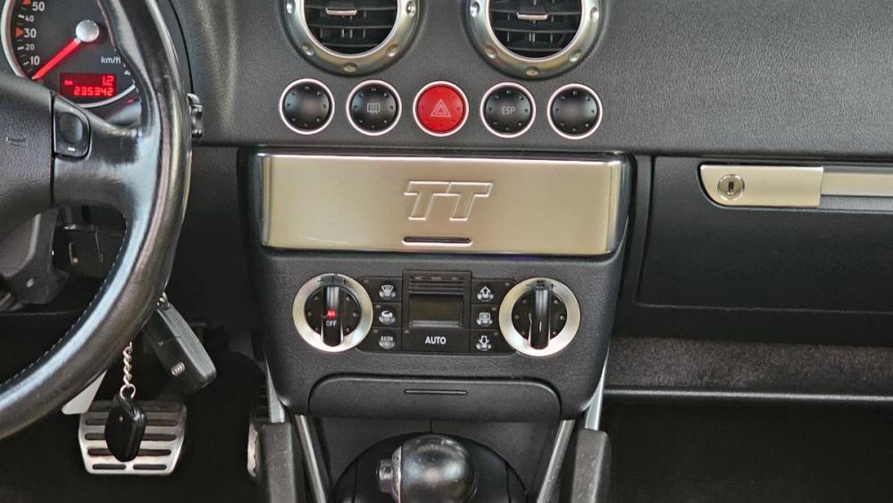 Audi TT I (8N) Рестайлинг Липецк  - изображение 8