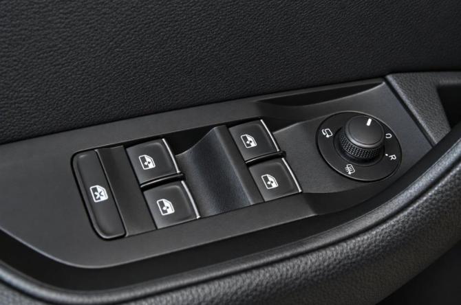 Skoda Superb III с пробегом 2017 года, цена 2 479 000 рублей, 233000 км, универсал, Автокод Объявления