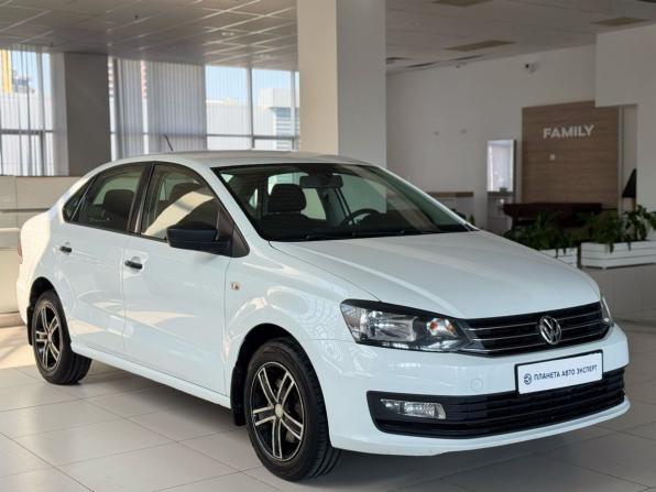 Volkswagen Polo V Рестайлинг с пробегом 2019 года, цена 1 040 000 рублей, 118133 км, седан, Автокод Объявления