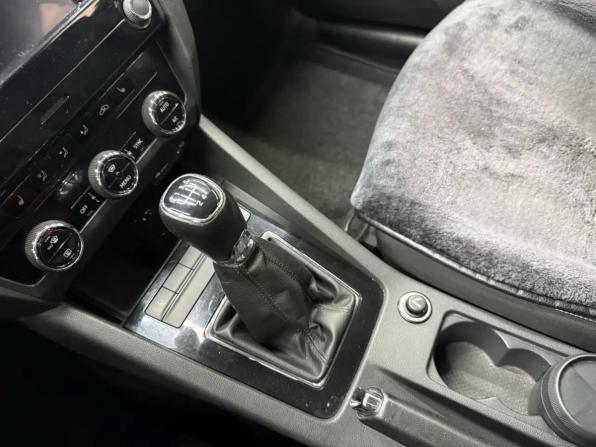 Skoda Octavia III (A7) Рестайлинг с пробегом 2017 года, цена 1 599 000 рублей, 174561 км, универсал, Автокод Объявления