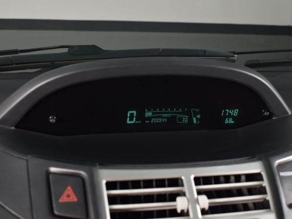 Toyota Yaris II с пробегом 2008 года, цена 484 995 рублей, 200943 км, хэтчбек, Автокод Объявления