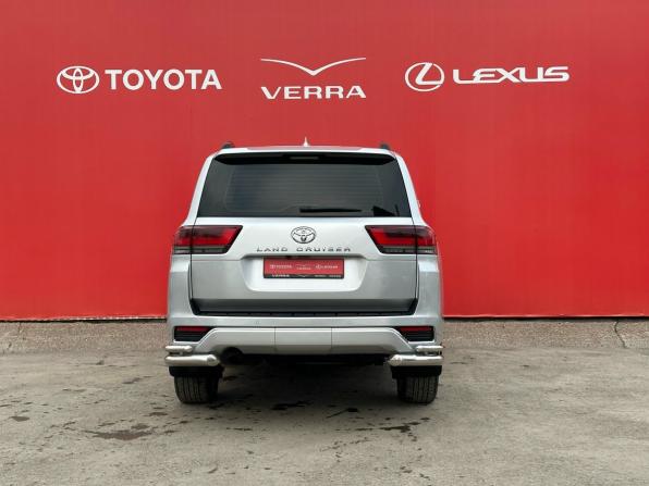 Toyota Land Cruiser 300 Series с пробегом 2021 года, цена 9 940 000 рублей, 35533 км, внедорожник, Автокод Объявления