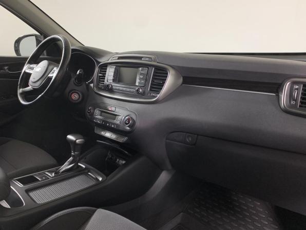 Kia Sorento III Prime Рестайлинг с пробегом 2018 года, цена 1 890 000 рублей, 235000 км, внедорожник, Автокод Объявления