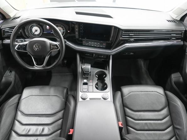 Volkswagen Touareg III с пробегом 2021 года, цена 5 119 900 рублей, 88688 км, внедорожник, Автокод Объявления