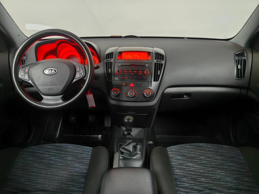 Kia Ceed I Москва  - изображение 5