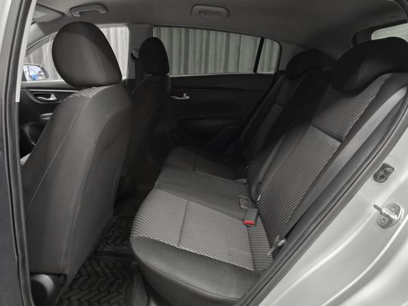 Kia Rio IV с пробегом 2019 года, цена 1 245 000 рублей, 111000 км, хэтчбек, Автокод Объявления