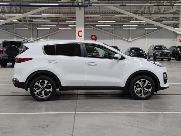 Kia Sportage IV Рестайлинг с пробегом 2018 года, цена 1 975 000 рублей, 107624 км, внедорожник, Автокод Объявления