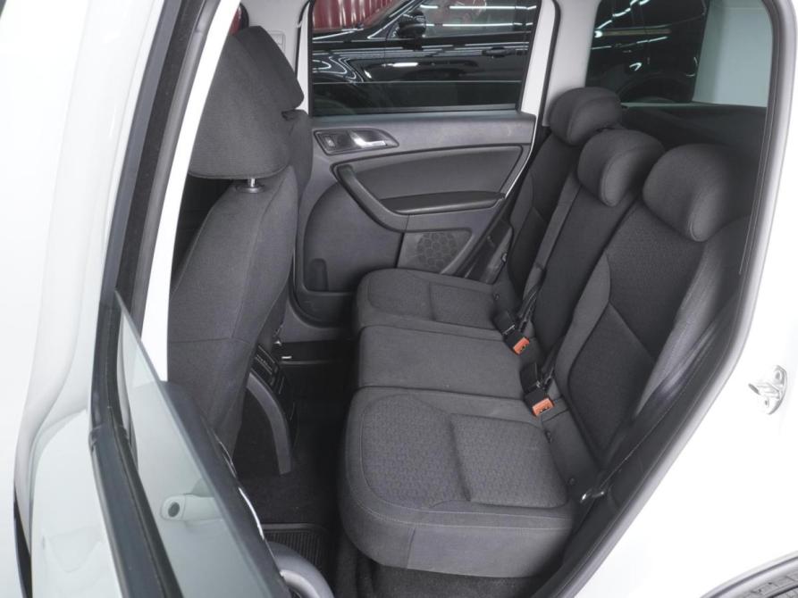 Skoda Yeti I Рестайлинг Ростов-на-Дону  - изображение 9