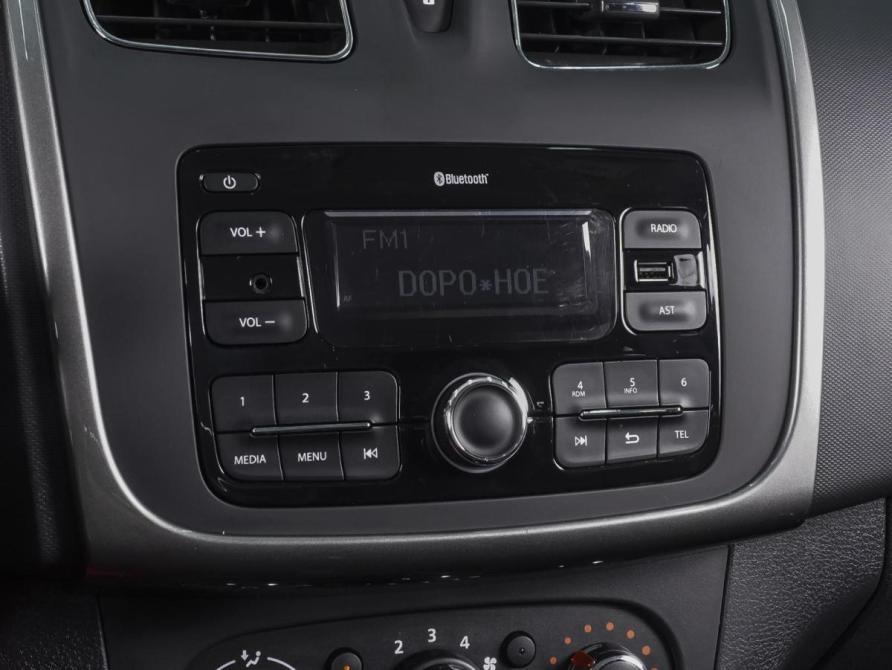 Renault Logan II Рестайлинг Ростов-на-Дону  - изображение 14