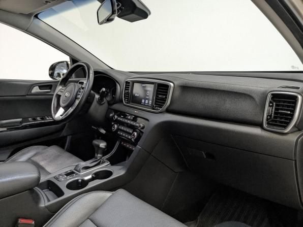 Kia Sportage IV Рестайлинг с пробегом 2020 года, цена 2 695 000 рублей, 58165 км, внедорожник, Автокод Объявления