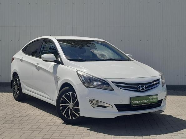 Hyundai Solaris I Рестайлинг с пробегом 2015 года, цена 1 049 000 рублей, 177098 км, седан, Автокод Объявления