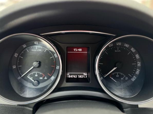 Skoda Superb II Рестайлинг с пробегом 2014 года, цена 1 299 000 рублей, 184761 км, лифтбек, Автокод Объявления