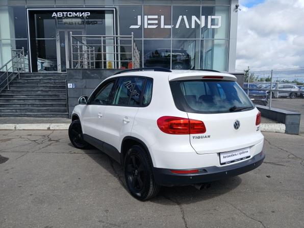 Volkswagen Tiguan I Рестайлинг с пробегом 2012 года, цена 930 000 рублей, 274154 км, внедорожник, Автокод Объявления