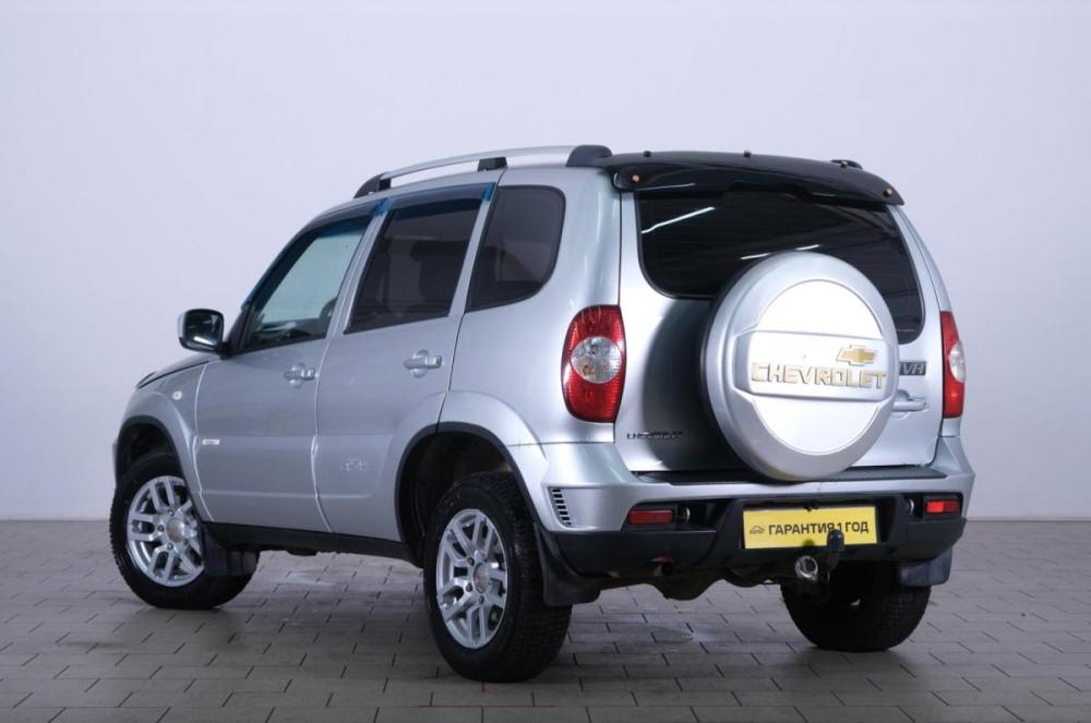 Chevrolet Niva I Рестайлинг Омск  - изображение 5