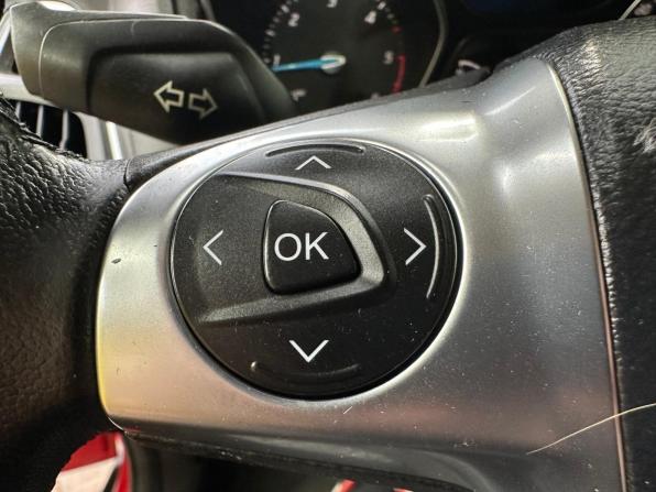 Ford Focus III с пробегом 2011 года, цена 789 000 рублей, 267092 км, хэтчбек, Автокод Объявления