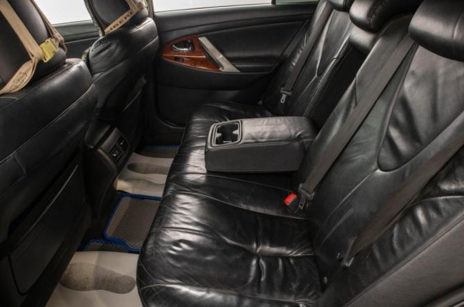 Toyota Camry VI (XV40) Рестайлинг с пробегом 2011 года, цена 1 299 000 рублей, 283000 км, седан, Автокод Объявления