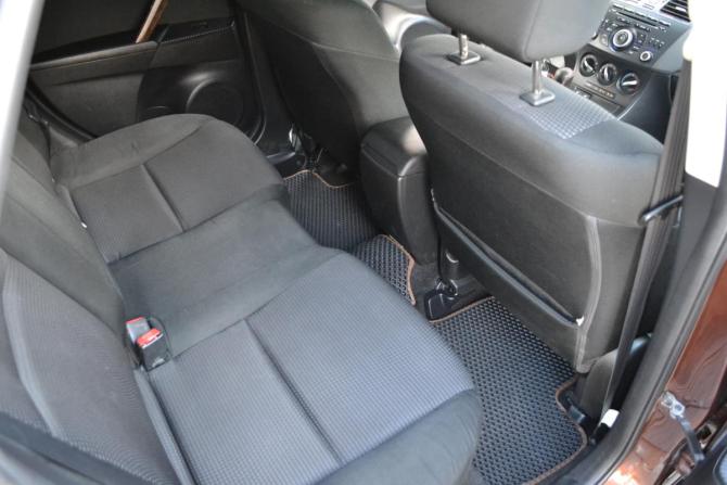 Mazda 3 II (BL) Рестайлинг с пробегом 2011 года, цена 890 000 рублей, 149600 км, хэтчбек, Автокод Объявления