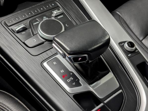 Audi A4 V (B9) с пробегом 2018 года, цена 1 944 900 рублей, 221000 км, универсал, Автокод Объявления