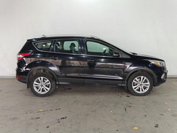 Ford Kuga II Рестайлинг с пробегом 2017 года, цена 1 340 000 рублей, 190678 км, внедорожник, Автокод Объявления