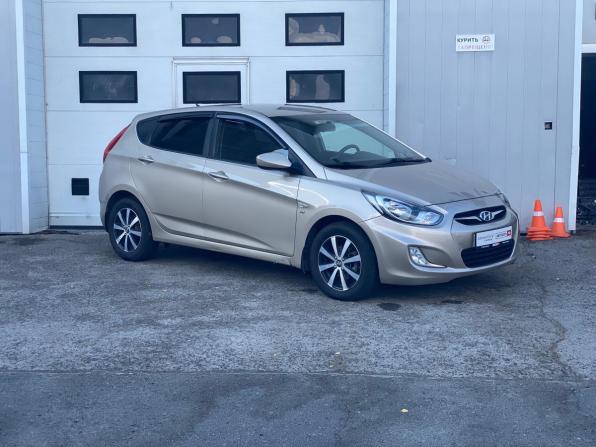 Hyundai Solaris I с пробегом 2012 года, цена 685 700 рублей, 183128 км, хэтчбек, Автокод Объявления