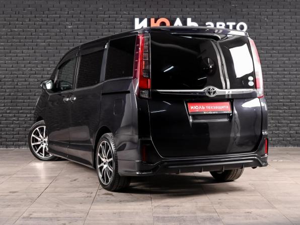 Toyota Esquire I с пробегом 2015 года, цена 2 150 000 рублей, 86512 км, минивэн, Автокод Объявления