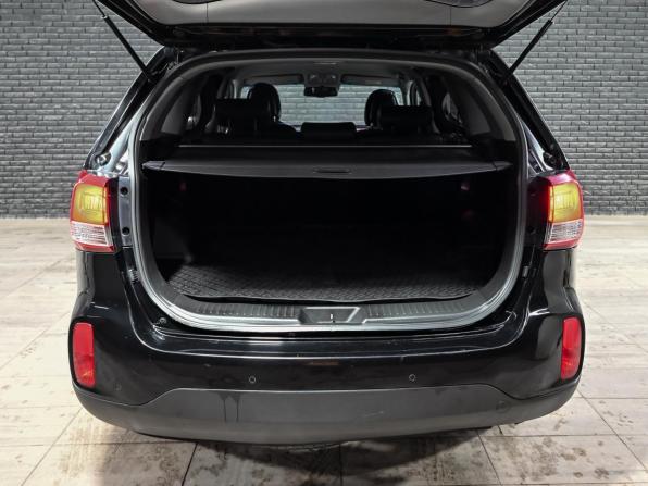Kia Sorento II Рестайлинг с пробегом 2015 года, цена 1 900 000 рублей, 75755 км, внедорожник, Автокод Объявления