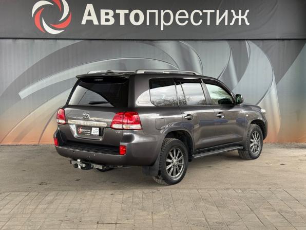 Toyota Land Cruiser 200 Series с пробегом 2011 года, цена 3 200 000 рублей, 226900 км, внедорожник, Автокод Объявления