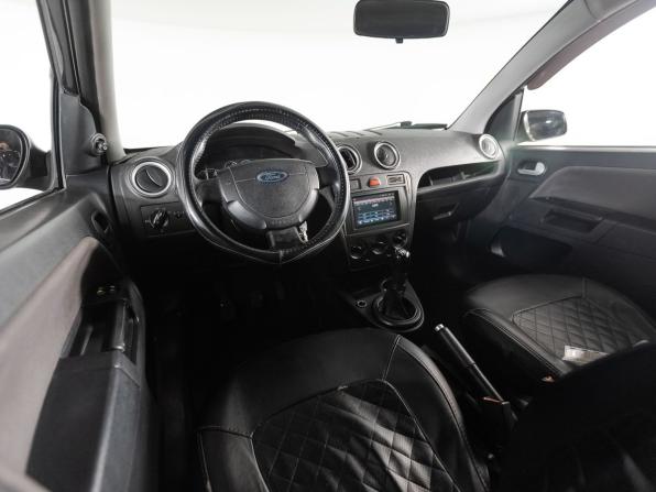 Ford Fusion I Рестайлинг с пробегом 2006 года, цена 332 000 рублей, 234391 км, хэтчбек, Автокод Объявления