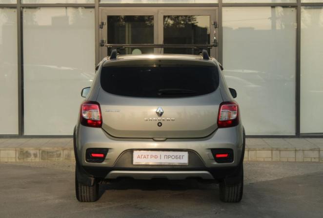 Renault Sandero II с пробегом 2018 года, цена 1 206 000 рублей, 92345 км, хэтчбек, Автокод Объявления