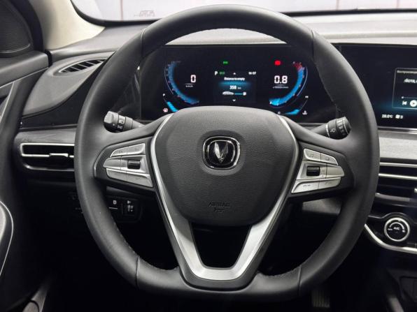 Changan Eado Plus с пробегом 2023 года, цена 1 569 000 рублей, 28000 км, седан, Автокод Объявления