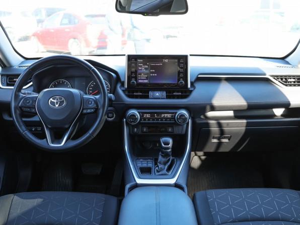 Toyota RAV4 V (XA50) с пробегом 2020 года, цена 2 499 000 рублей, 198821 км, внедорожник, Автокод Объявления