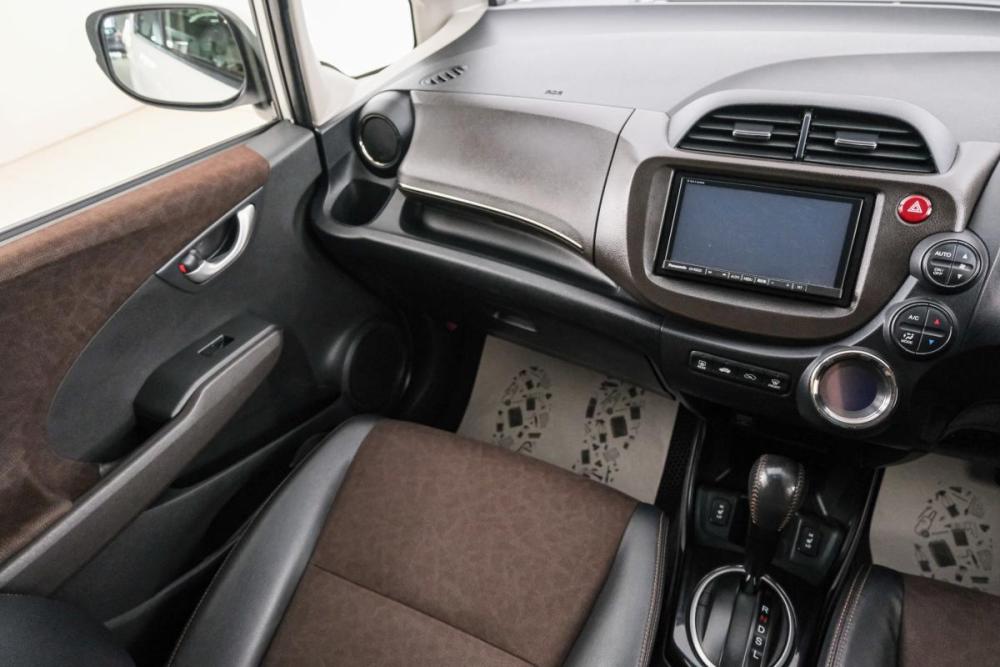 Honda Fit Shuttle I Рестайлинг Красноярск  - изображение 12
