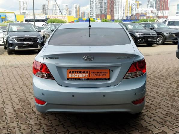 Hyundai Solaris I с пробегом 2012 года, цена 819 000 рублей, 144241 км, седан, Автокод Объявления