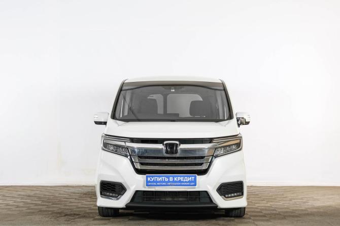 Honda Stepwgn V Рестайлинг с пробегом 2020 года, цена 2 449 000 рублей, 92000 км, минивэн, Автокод Объявления