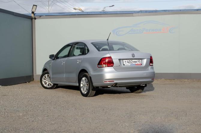 Volkswagen Polo V Рестайлинг с пробегом 2016 года, цена 990 000 рублей, 175000 км, седан, Автокод Объявления