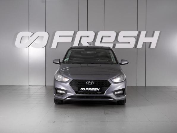 Hyundai Solaris II с пробегом 2018 года, цена 1 391 000 рублей, 133525 км, седан, Автокод Объявления