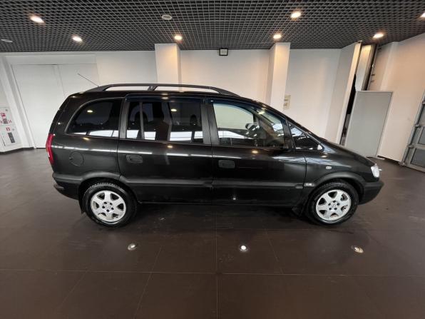 Opel Zafira A с пробегом 2000 года, цена 200 000 рублей, 301186 км, компактвэн, Автокод Объявления