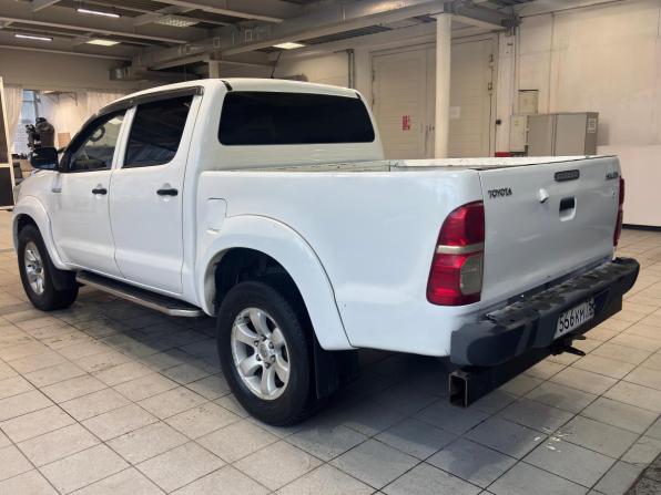 Toyota Hilux VII с пробегом 2011 года, цена 1 989 000 рублей, 370533 км, пикап, Автокод Объявления