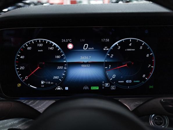 Mercedes-Benz E-Класс V (W213 S213 C238) Рестайлинг с пробегом 2022 года, цена 5 800 000 рублей, 98451 км, седан, Автокод Объявления
