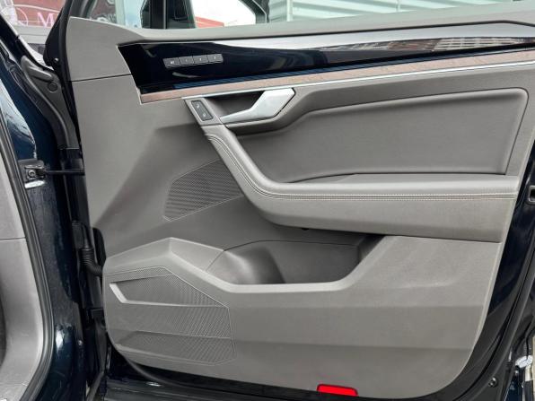 Volkswagen Touareg III с пробегом 2020 года, цена 5 000 000 рублей, 159895 км, внедорожник, Автокод Объявления
