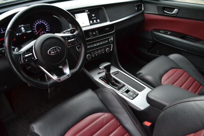 Kia Optima IV Рестайлинг с пробегом 2019 года, цена 2 300 000 рублей, 150420 км, седан, Автокод Объявления