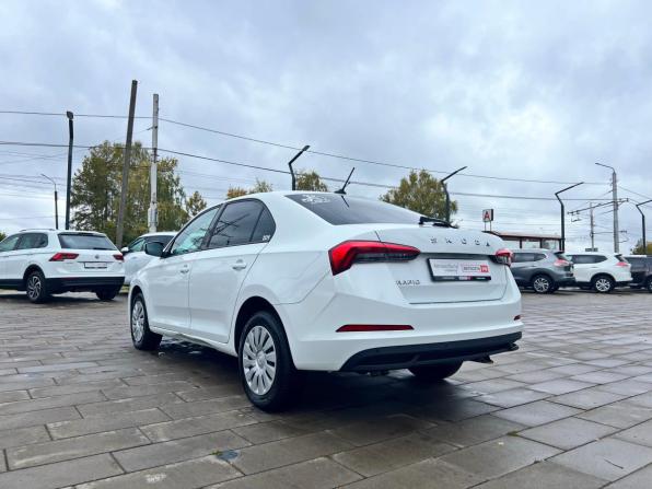 Skoda Rapid II с пробегом 2021 года, цена 1 664 000 рублей, 117104 км, лифтбек, Автокод Объявления