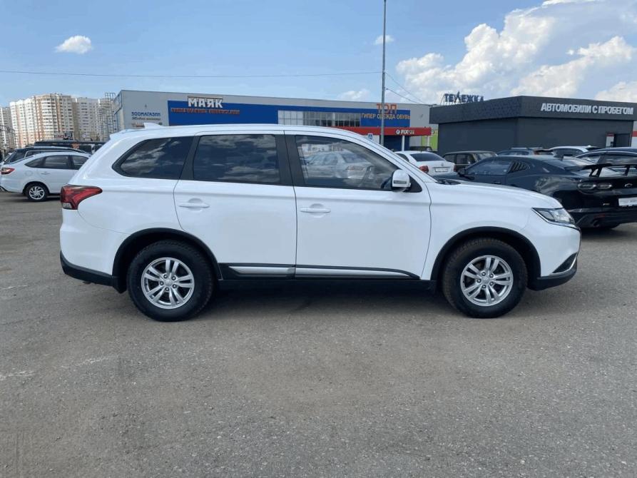 Mitsubishi Outlander III Рестайлинг 3 Тверь  - изображение 8