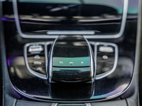 Mercedes-Benz E-Класс V (W213 S213 C238) с пробегом 2017 года, цена 2 528 000 рублей, 201945 км, седан, Автокод Объявления